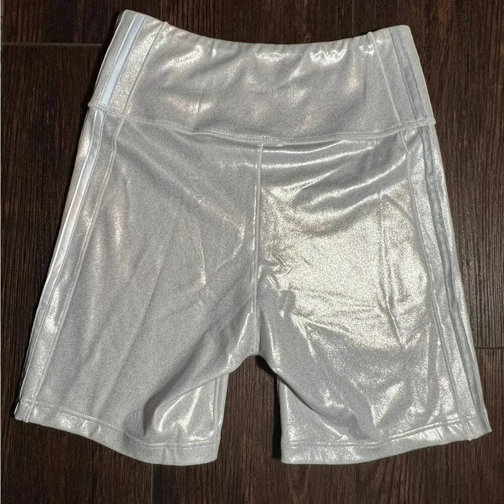 IVY PARK x Adidas Biker Short in Grey Silver Size SMALL - Picture 4 of 8